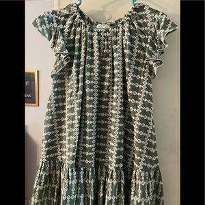 Flutter sleeve dress